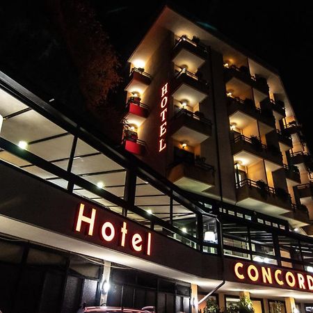 Hotel Concorde อาโรนา ภายนอก รูปภาพ