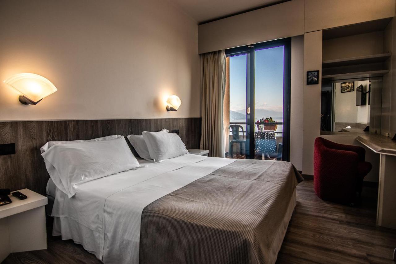 Hotel Concorde อาโรนา ภายนอก รูปภาพ
