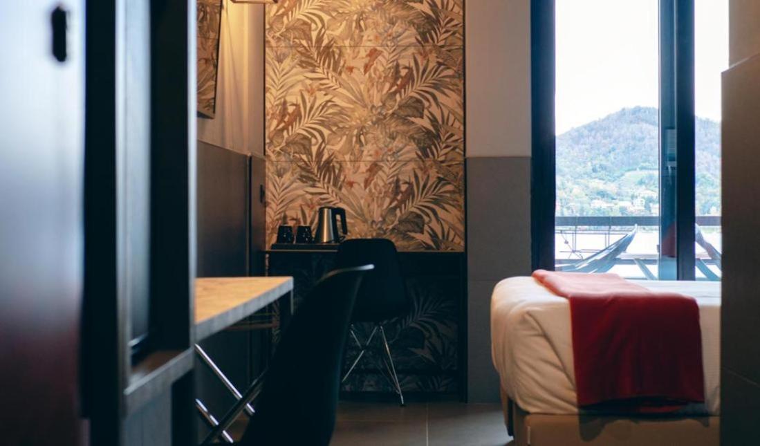 Hotel Concorde อาโรนา ภายนอก รูปภาพ
