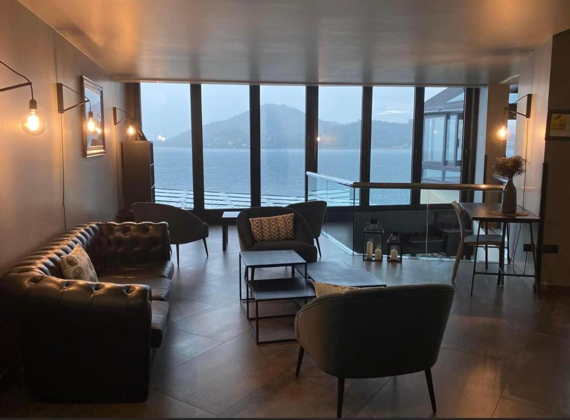 Hotel Concorde อาโรนา ภายนอก รูปภาพ