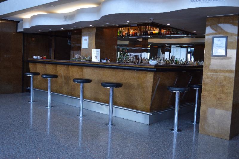 Hotel Concorde อาโรนา ภายนอก รูปภาพ